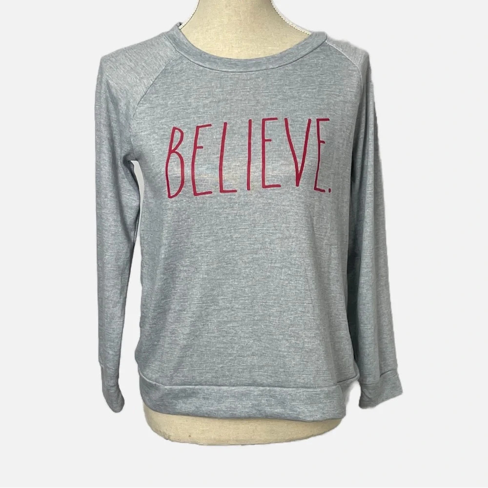 Rae Dunn Believe PJ Top Women's Small Gray Red Graphic Raglan Long Sleeve